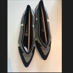 Rothy’s The Point 9 NEW